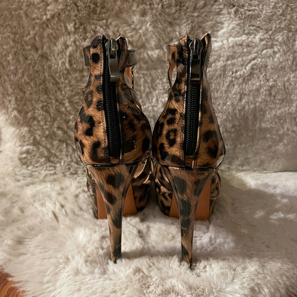 Leopard Print Heels - Picture 6 of 8